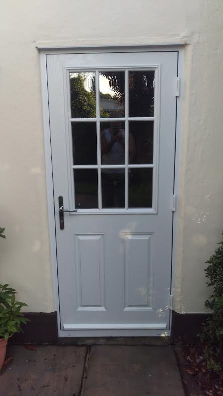 Diamond Glazed Composite Back Door In White
